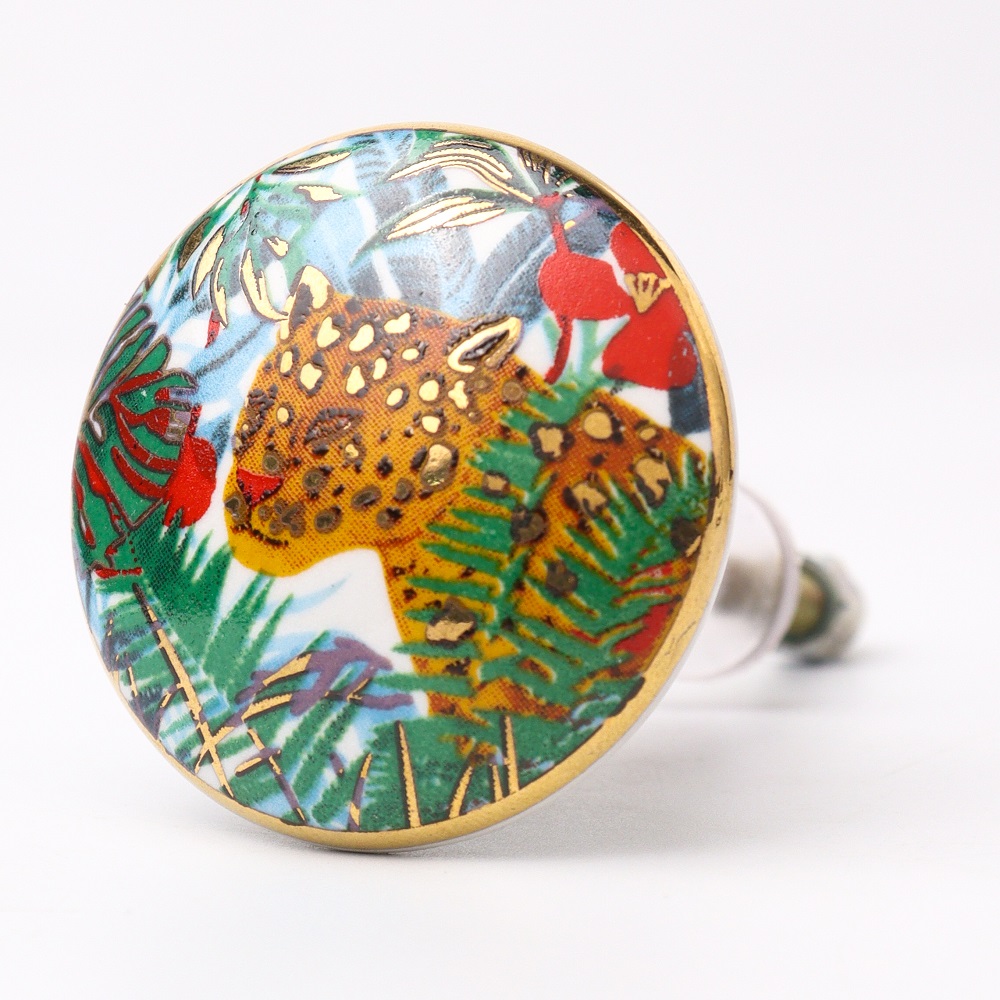 Bold Tropical Statement