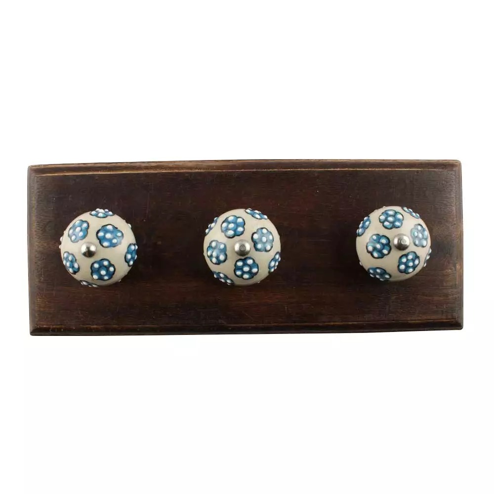 Wall Hooks Installation Made Effortless