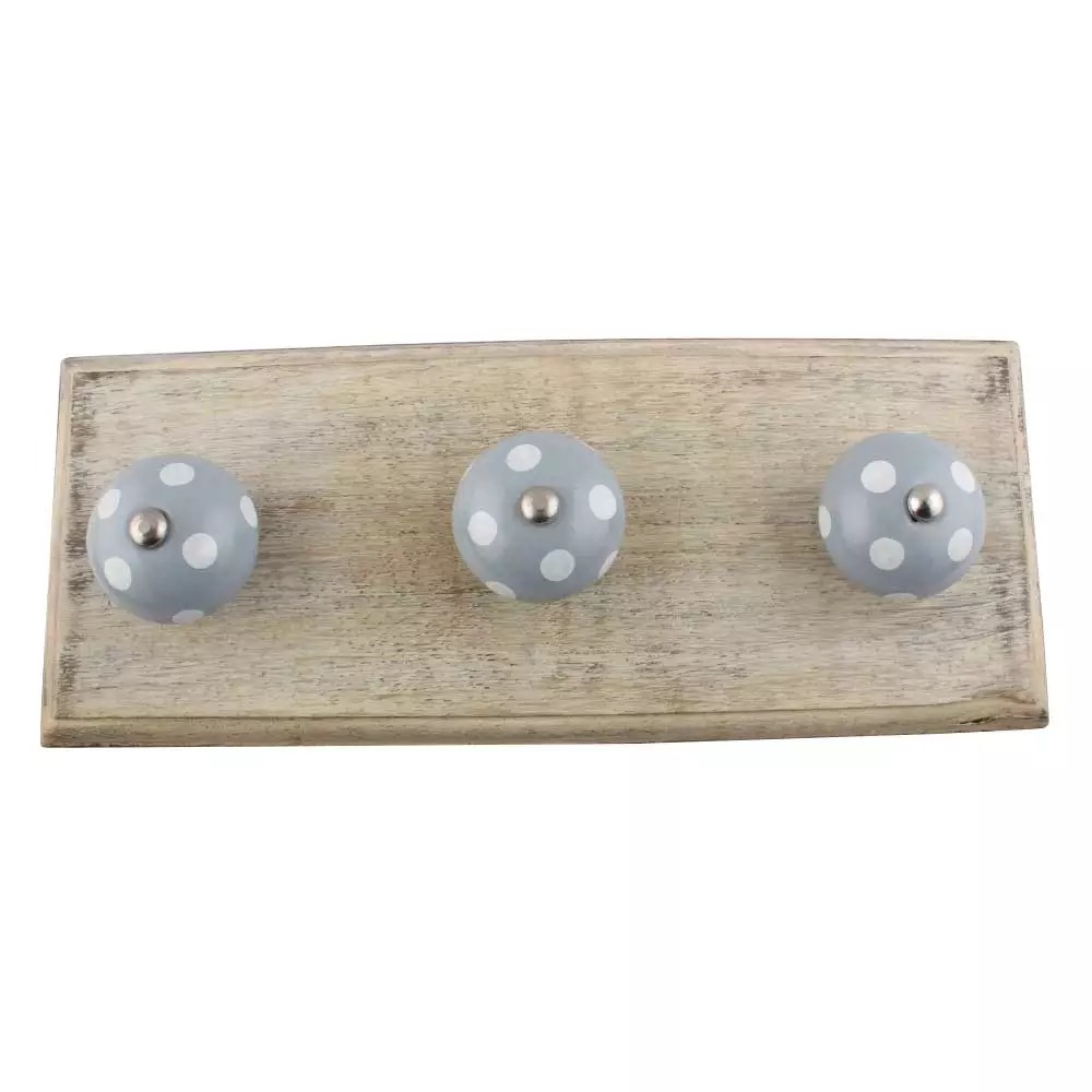 Wall Hooks Installation Made Effortless