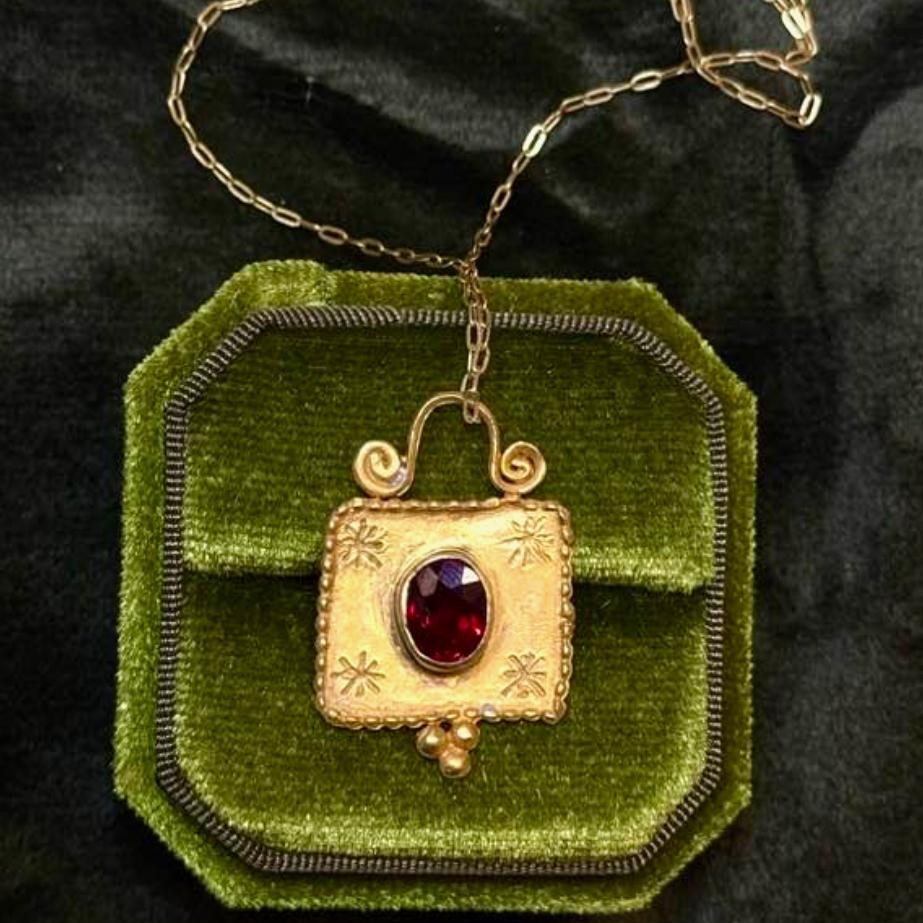 Product Details & Build Quality