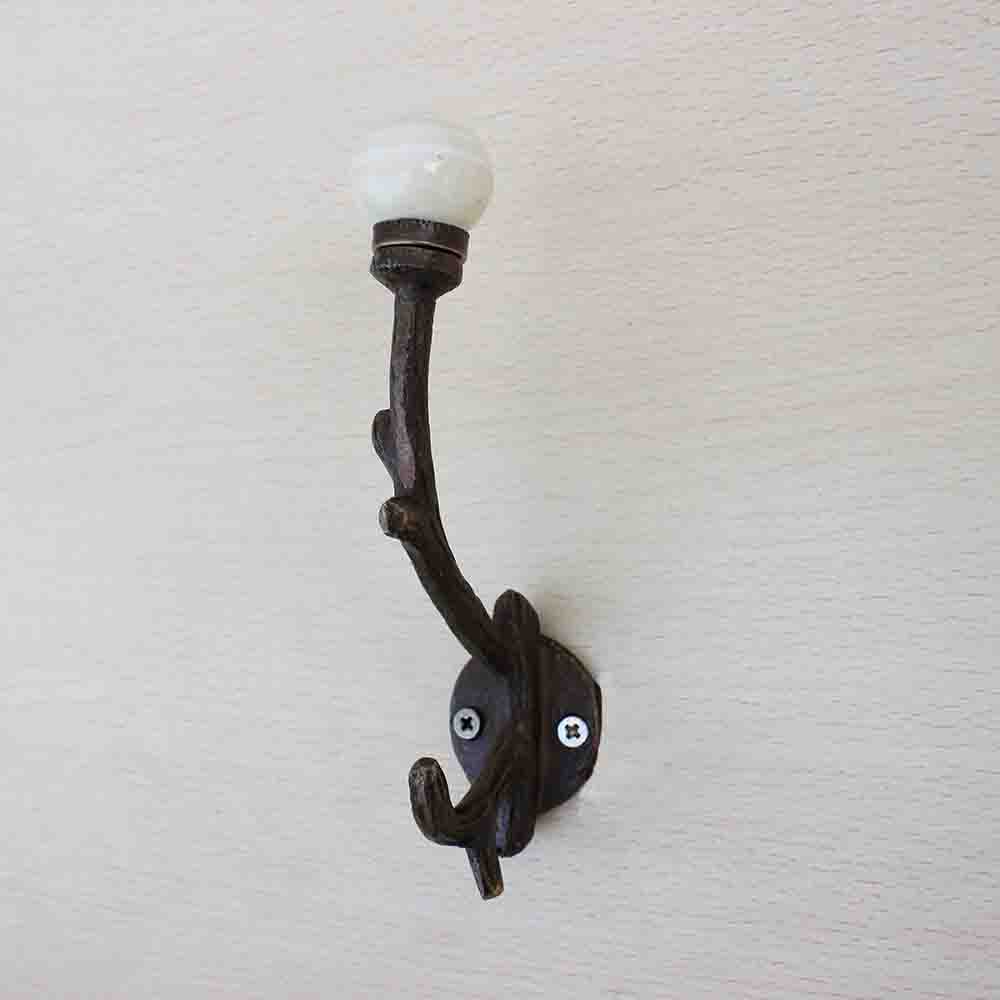 Cream Striped Tree Hooks-EHG-43