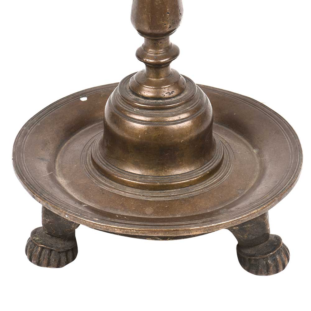 Tradition Brass Oil Lamp with Stand