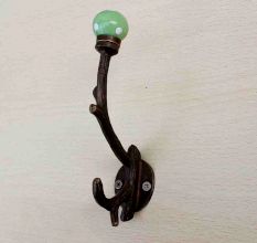 Pea Green Dot Tree Hooks-EHG-28