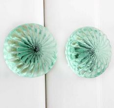 Mint Daisy Flower Knob