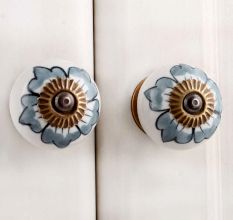 Grey Hibiscus Flower Knob