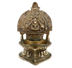 Goddess Lakshmi Figure Holy Worship Oil Lamp