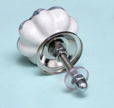 Grey Dahlia Medium Knob