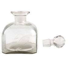 Square Shaped Leaf Decorative Glass Bottle
