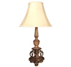 Traditional Classics Metal Table Lamp