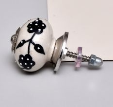 Black Leaf Tiny Flower Ceramic Knob