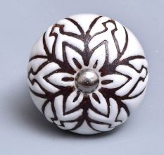 Brown Amarylis Floral Etched Ceramic Knobs