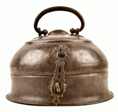 Indian Antique Hand Crafted Brassjewelry Storage Box 