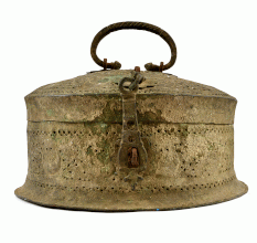 Old Rustic Indian Vintage Brass Trinket Box Hand Casted