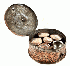 India Vintage Brass Trinket Box Hand Casted