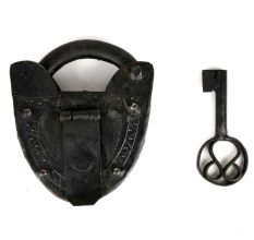 Premium Vintage Iron Lock with One Key
