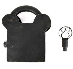 Vintage Indian Old Iron Hand Crafted Lock & Key in Working Condition