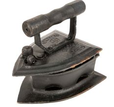 Heavy Iron Metal Coal Handle Clothes Iron Home Decor