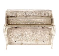 Stunning Art Deco Nickel Silver Colored Box