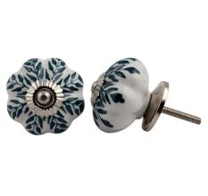 Dark Green Leaf Knob