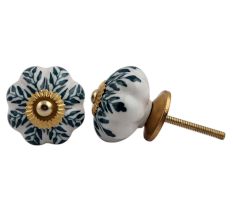 Dark Green Leaf Knob