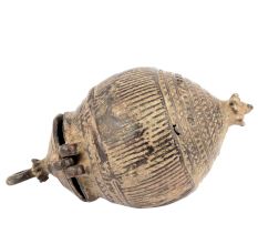 Bronze Chuna Daani