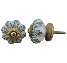 Smoky Leaf Medium Knob