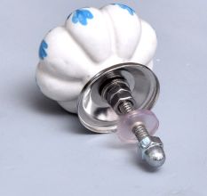 Turquoise Leaf Medium Knob