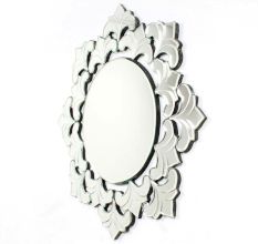 Circular Shaped Venetian Wall Mirror With Unique Borders