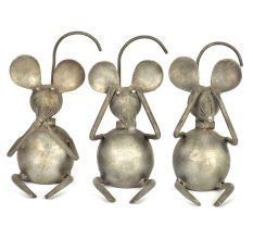 Three Rats  Hear See Speak No Evil  Statues