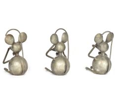 Three Rats  Hear See Speak No Evil  Statues