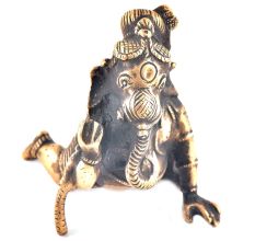 Brass Crawling Baby Ganesha Statue