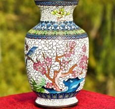 Cloisonne Enamel Vase Decorated with Bird And Crackled Flowers Design