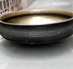 Bronze Urli-38 inches