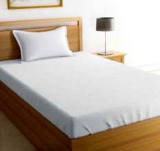 Bombay Dyeing Flora Bleached & Dyed Single Bedsheet With Two Pillow Cover