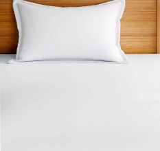 Bombay Dyeing Flora Bleached & Dyed Single Bedsheet With Two Pillow Cover