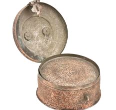 Handcrafted Embossed Or Carved Copper Indian Pandaan With Lock Handle