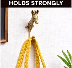 Solid Giraffe Animal Brass Hook