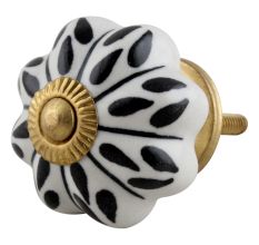 Black Shamrock Knob