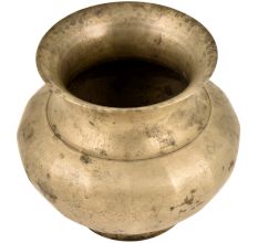 7 December 1986 Engraved Fkloral Design Ritual Brass Pot