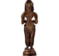 Brass Welcome Lady Holding A Lamp