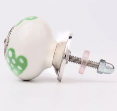 Pea Green Heart Knob