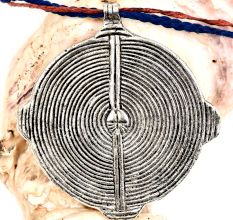 Silver Aluminum Metal Tribal Spiral Round Disc Pendant Necklace