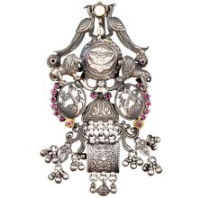 92.5 Saterling Silver Pendant Traditional Motifs Lions, Peacocks, Ducks With Lotus flower In Centre
