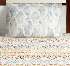 Bombay Dyeing Pink White Floral 180 TC Cotton Double 1 Bedsheet With 2 Pillow Covers