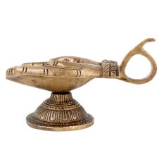 Brass Oil Lamp Two Hands Holding  Oil Lamp With Handle