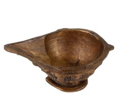 Bronze Spiritual Oil Lamp With Fine Carving