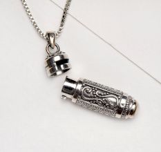 92.5 Sterling Silver Pendant Filigree Keepsake Necklace