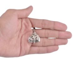 Hand Crafted 92.5 Sterling Silver Leafy Aum Pendant