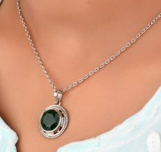 92.5 Sterling Silver Pendant Round Cut Stone Green Onyx Round Engraved Border