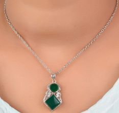 92.5 Sterling Silver Green Onyx  Pendant In Square And Round Shape